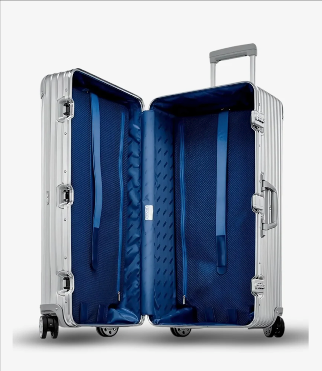 ESSENTIAL ALUMINIUM SUITCASE