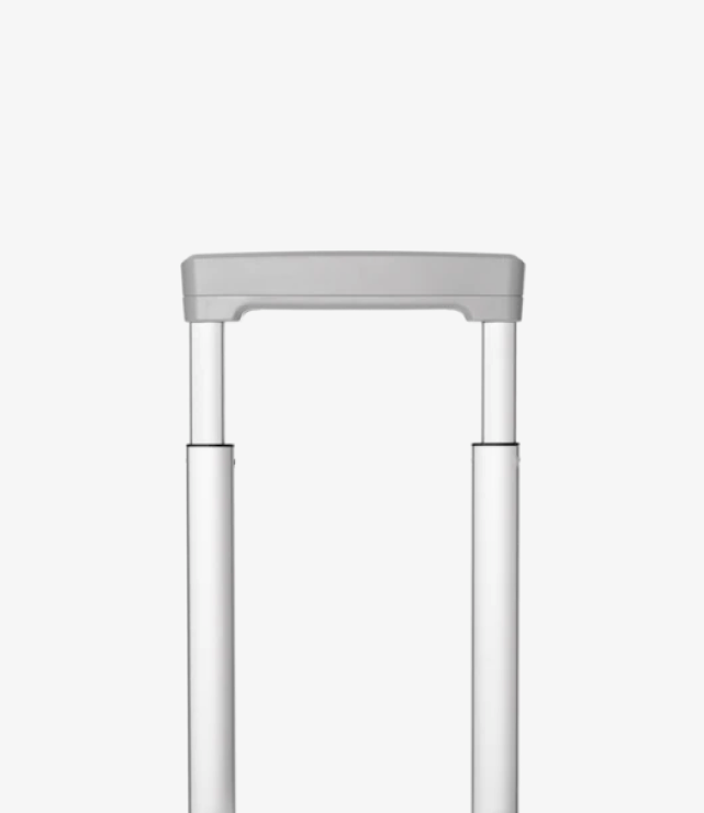 ESSENTIAL ALUMINIUM SUITCASE